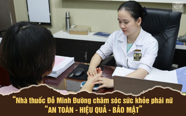 BS Ngô Thị Hằng tận tâm chẩn bệnh, tư vấn cho từng bệnh nhân